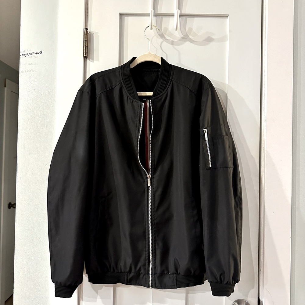 Unisex light weight bomber style‎ jacket size L/xl